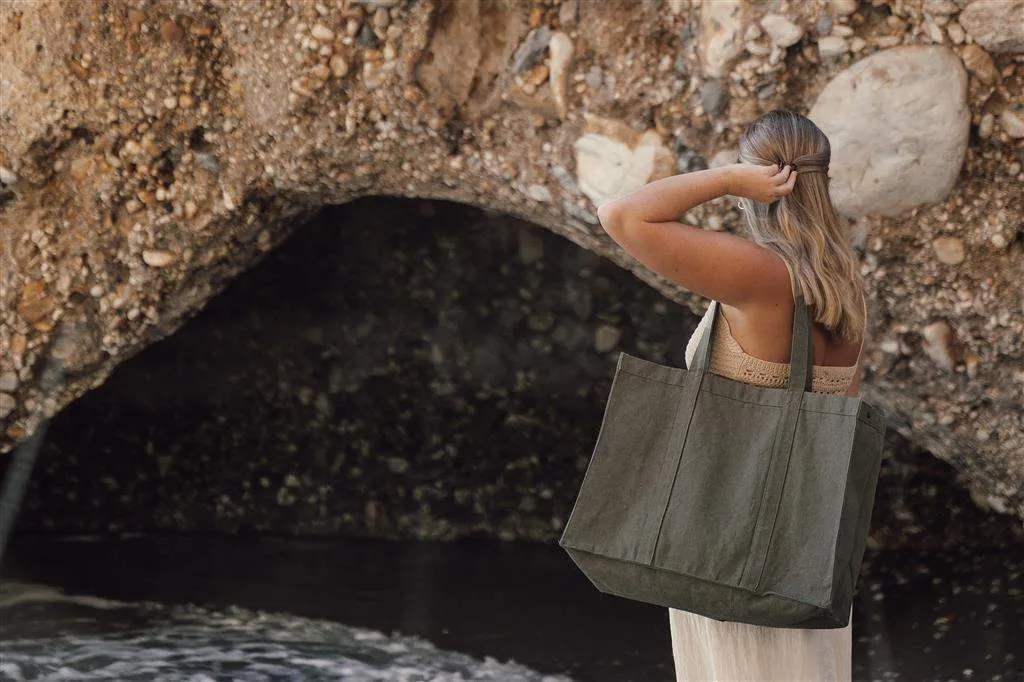 Hilo AWARE™ Recycled Canvas Maxi Tote Bag